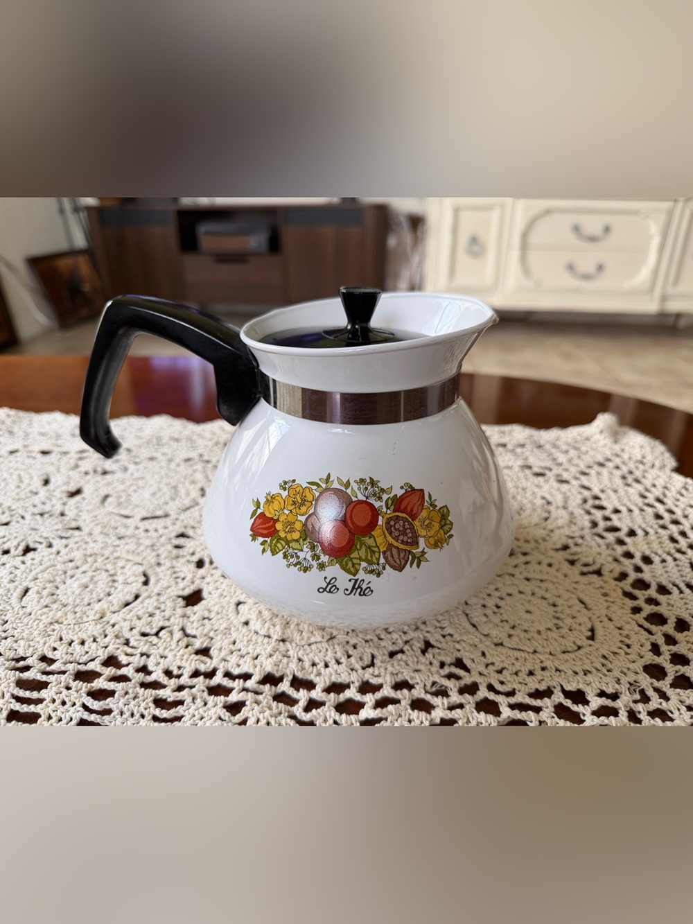 Vintage Corning Ware Le Thé 6 Cup Teapot P-104 White Floral Tea Pot EUC
